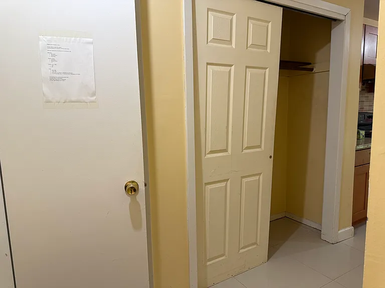 48 Acorn Ln #1 — Photo 5