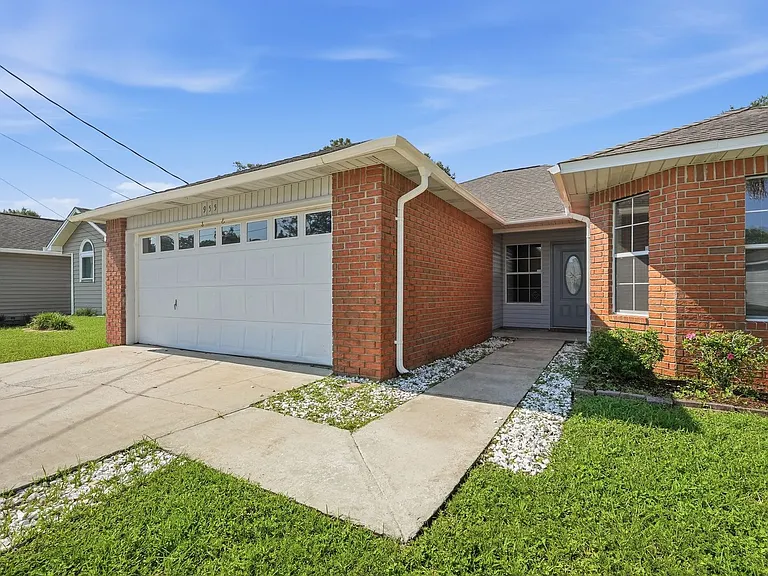 955 Pacific Silver Ct — Photo 2