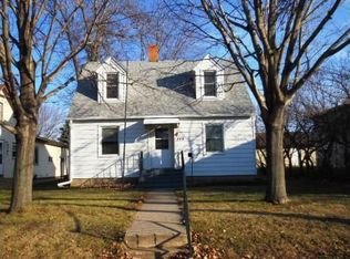140 6th St, Albany, MN 56307