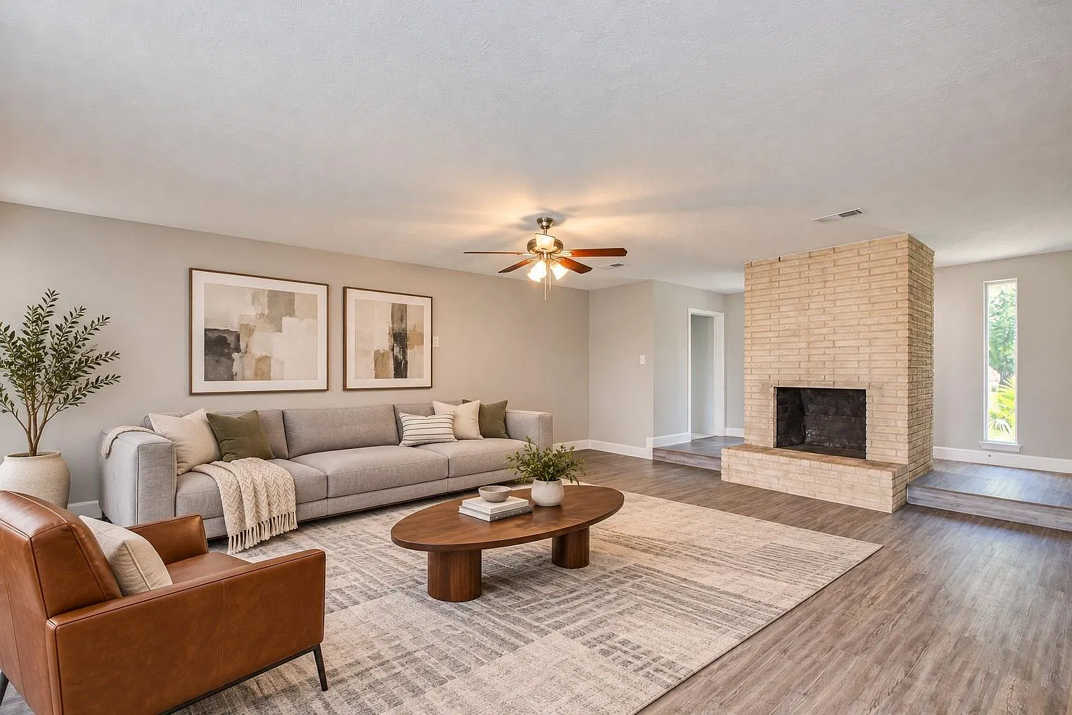 3 bed, 2.0 bath, 1671 sqft, $2,000 — Photo 3