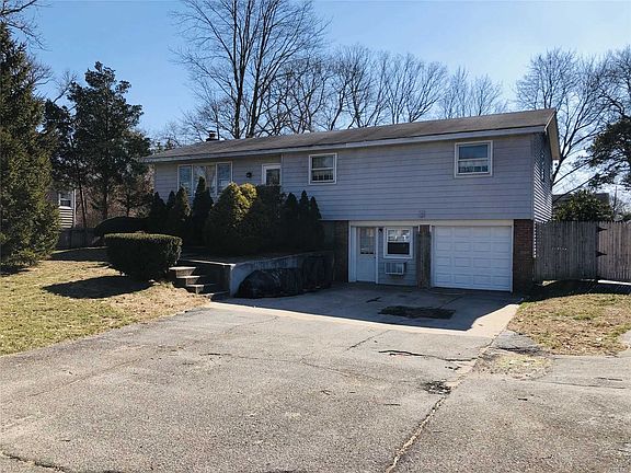 2nd image of 38 Oakmont Ave