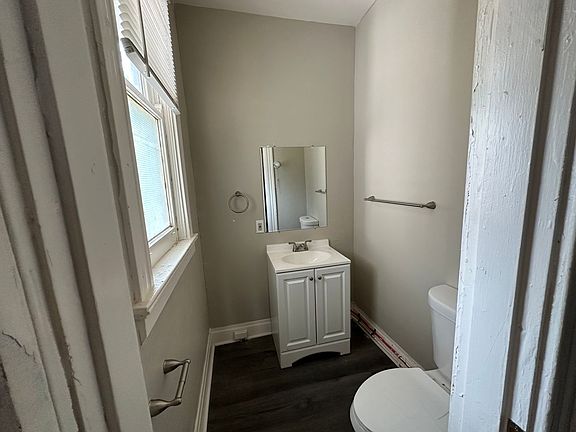 5th image of 1033 Considine Ave