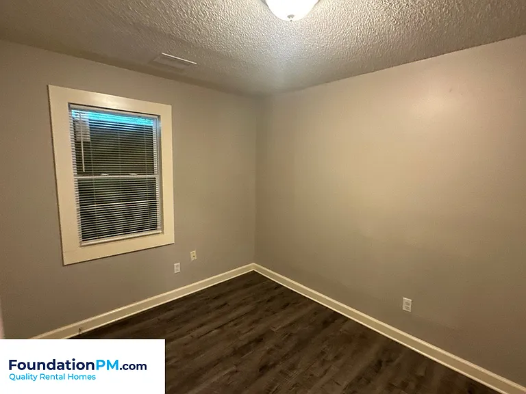2601 Dakar Ave — Photo 12