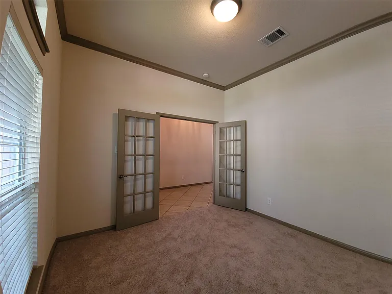 10028 Lisi Anne Dr — Photo 25