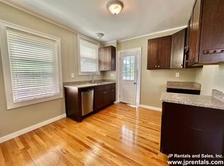 76 Farquhar St #3, Boston, MA 02131