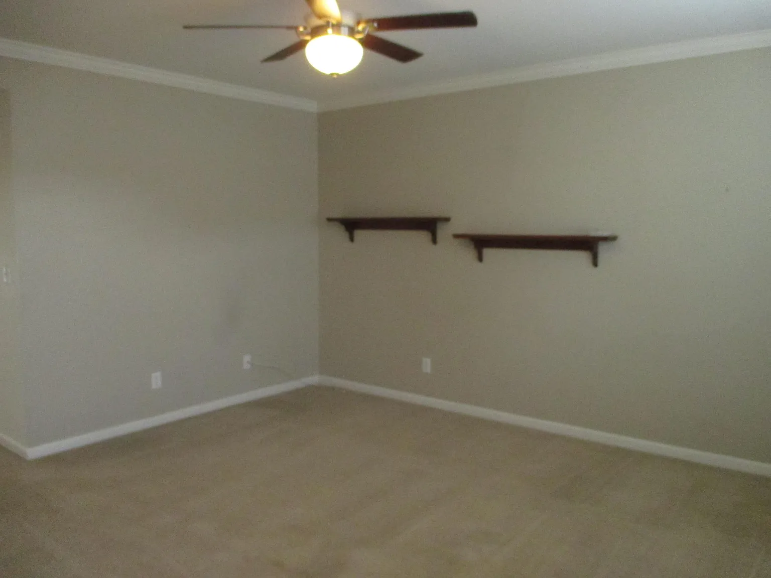3 bed, 2.5 bath, 1280 sqft, $1,875 — Photo 4