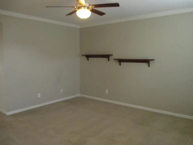 655 Wye Oak Dr — Photo 4