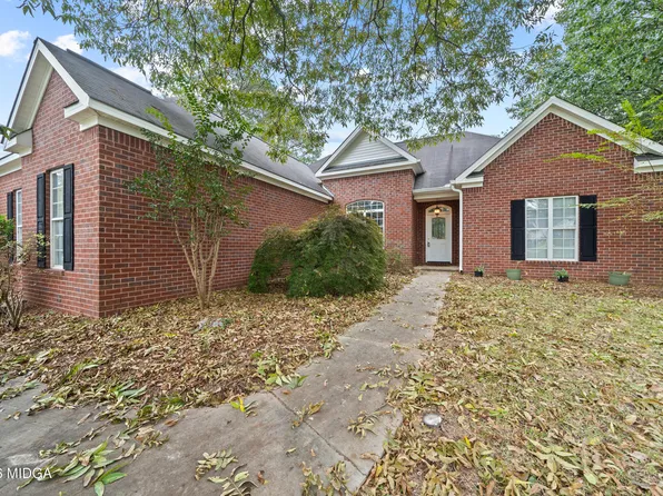 1119 Alma Dr, Macon, GA 31216