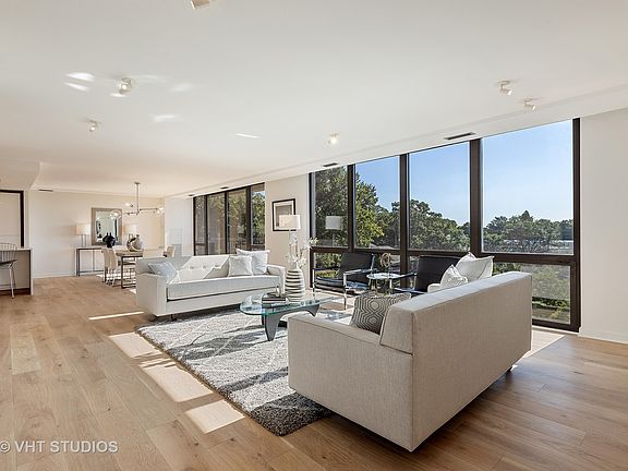 3rd image of 2314 N Lincoln Park W #4NS