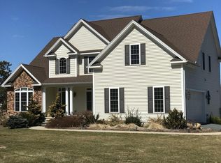 118 Bay Rd, Hadley, MA 01035