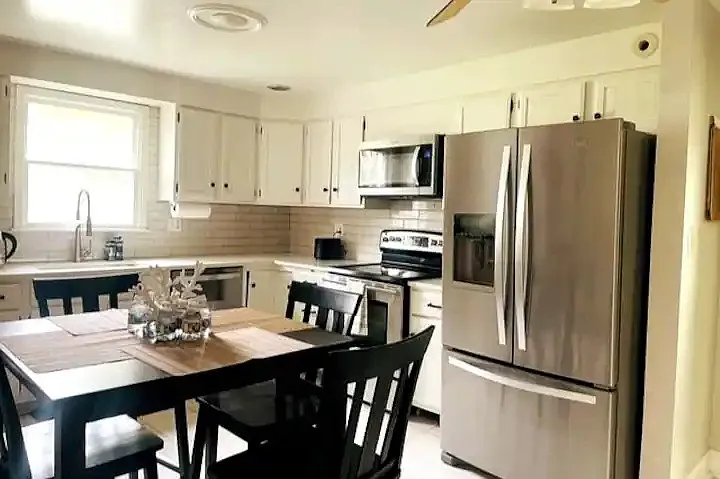 6004 Edgewood Ln — Photo 9