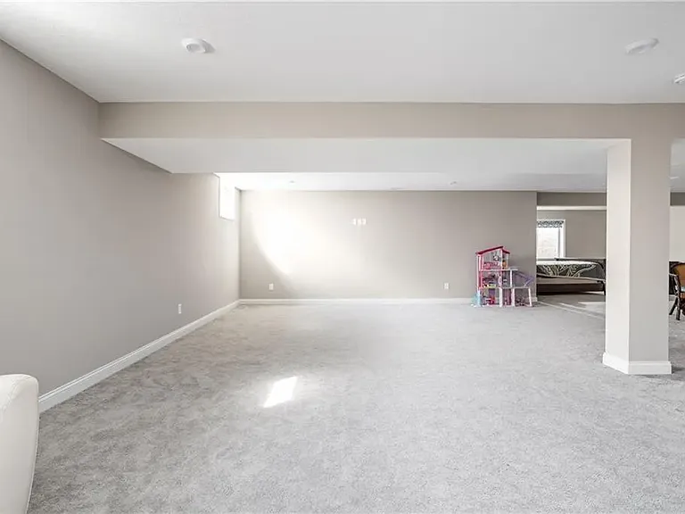 680 Ridge Gate Dr — Photo 22