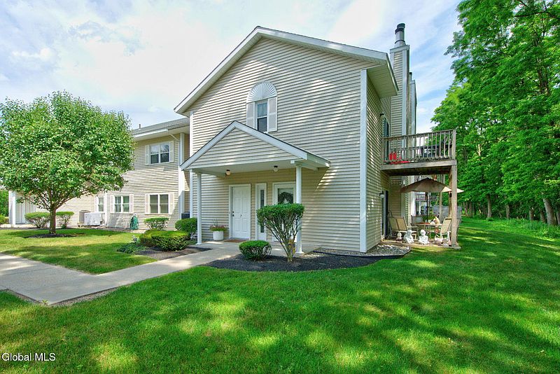 3rd image of 507 Greenwich Drive