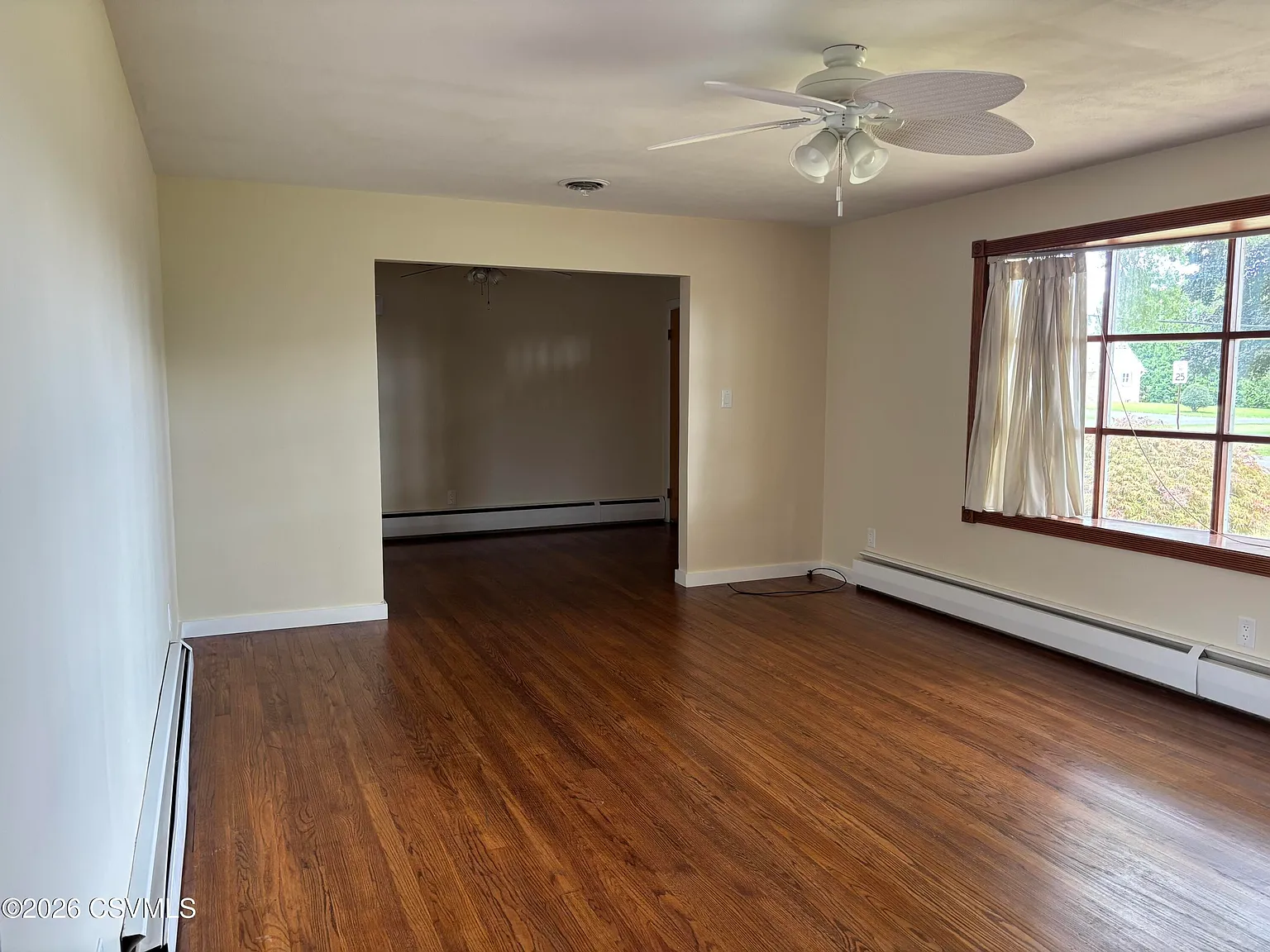 4 bed, 1800 sqft, $2,000 — Photo 4