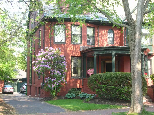 101 Vaughan St Unit 3, Portland, ME 04102