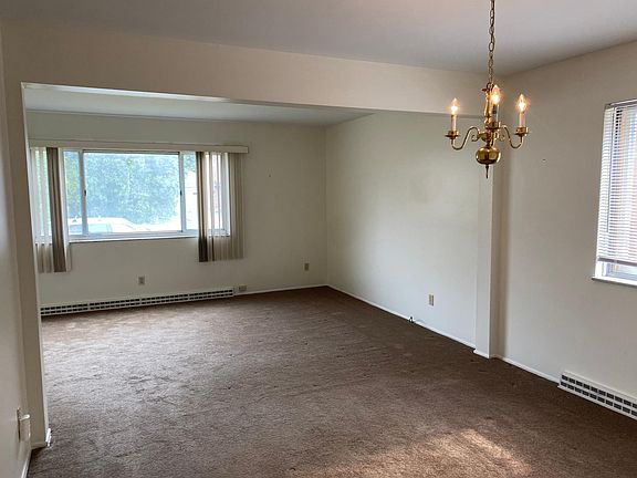4th image of 1730 Liberty Dr