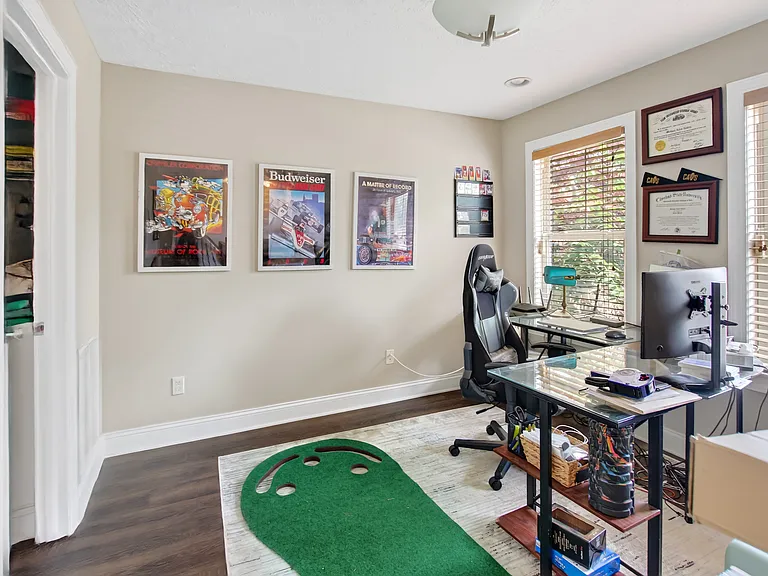 10933 Detroit Ave — Photo 30