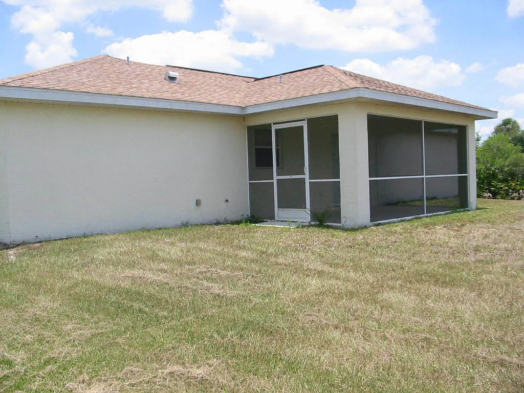 Chamberlain & Price - North port — Photo 2