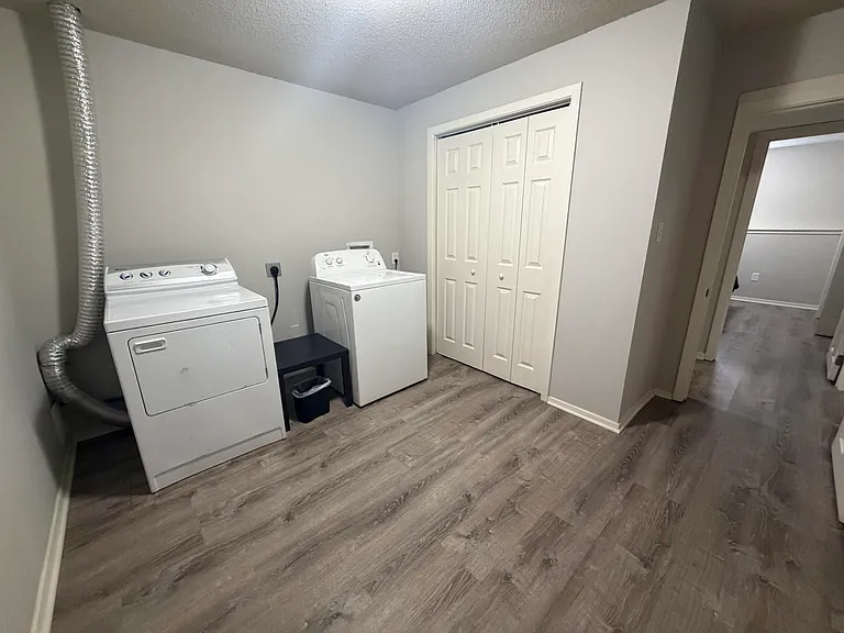 202 Wheaton Ct — Photo 19