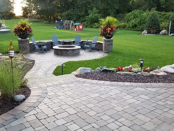 Lg 2 tier deck w firepit