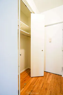 Rented by City Connections Realty | media 26