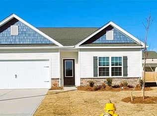 100 Tail Star Ct, King, NC 27021