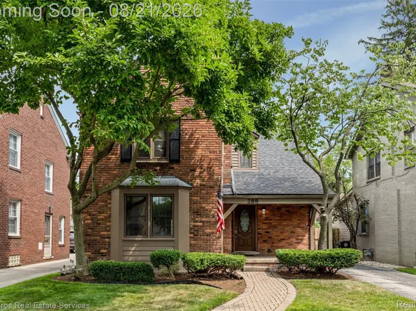 288 Moran Rd, Grosse Pointe Farms, MI 48236