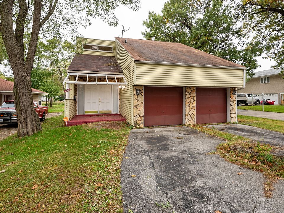1st image of 17041 Annetta Ave