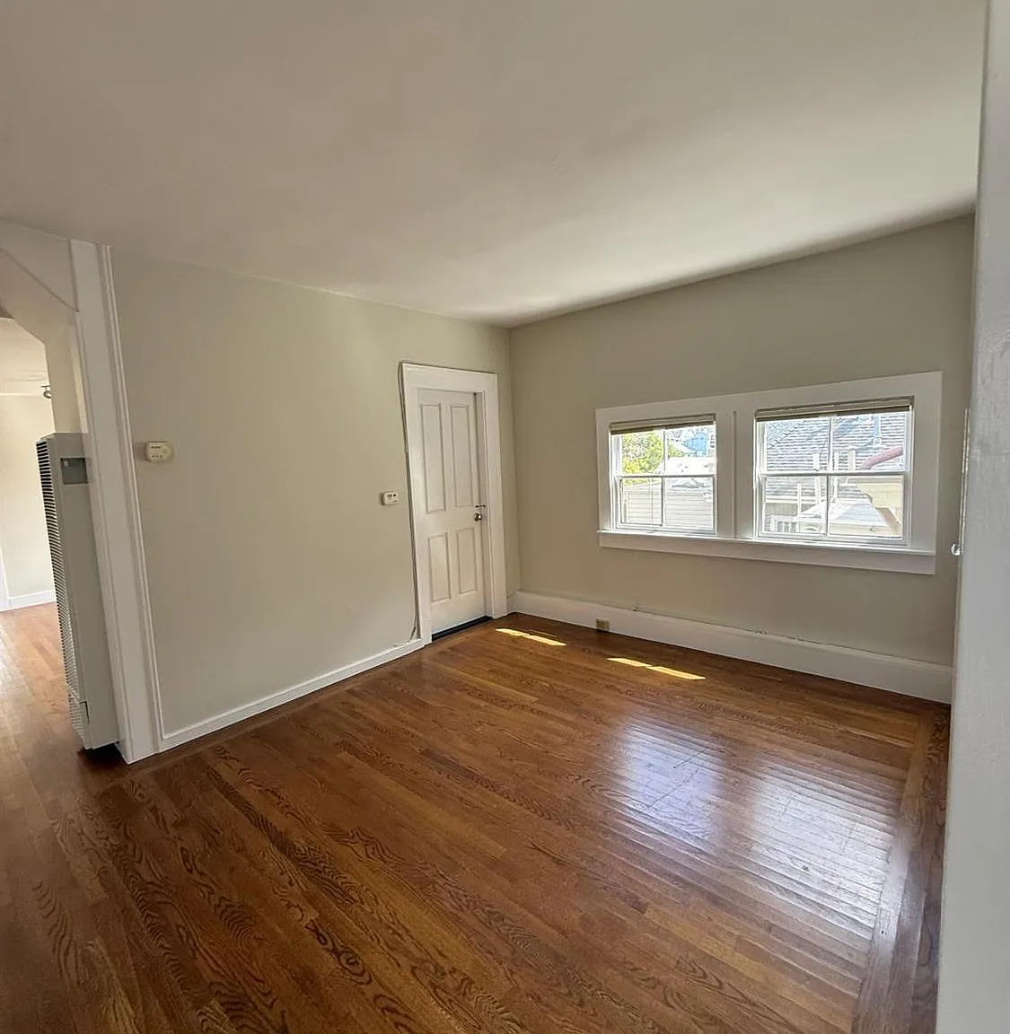 1 bed, 1.0 bath, 550 sqft, $3,795 — Photo 2