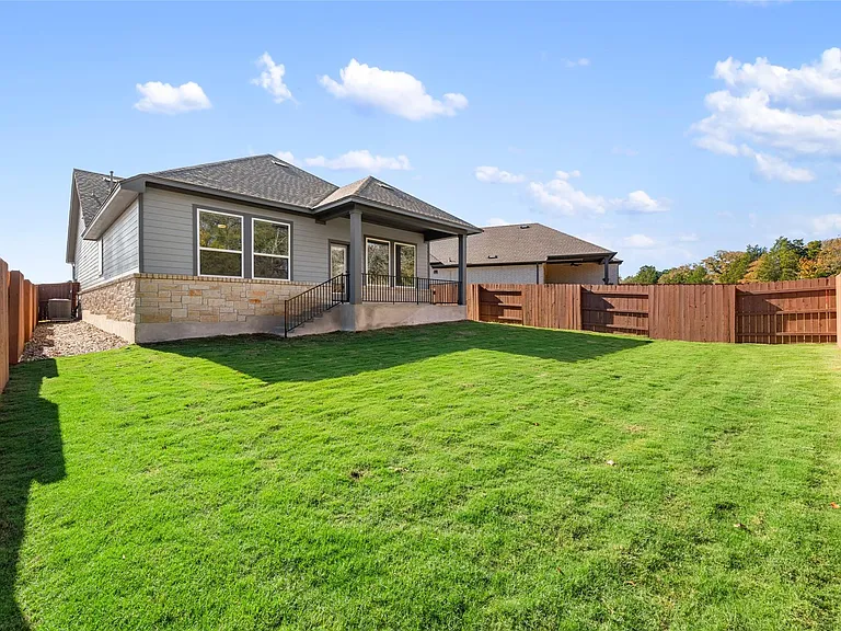 140 Cibolo Creek Loop — Photo 37