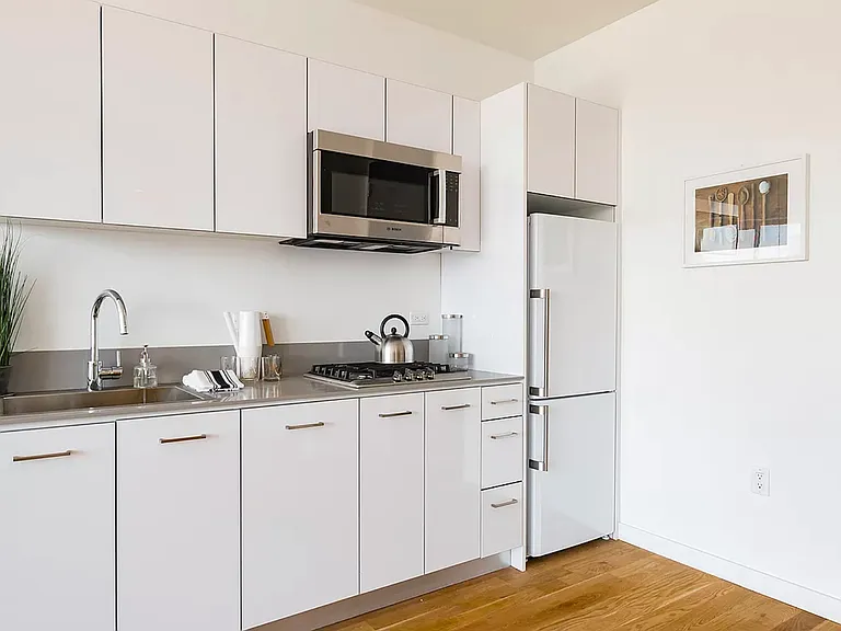 22-22 Jackson Ave #803 — Photo 6