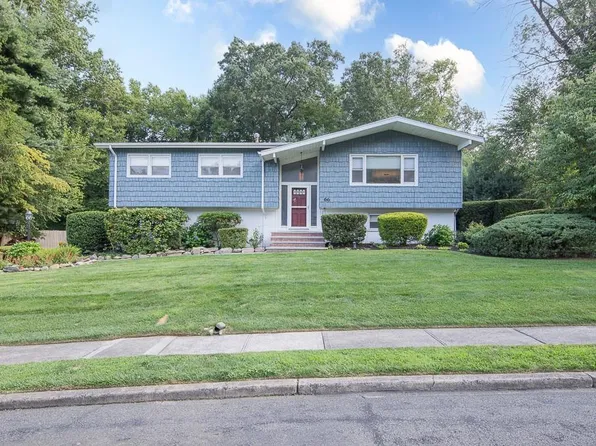 66 Adams Court, Pearl River, NY 10965