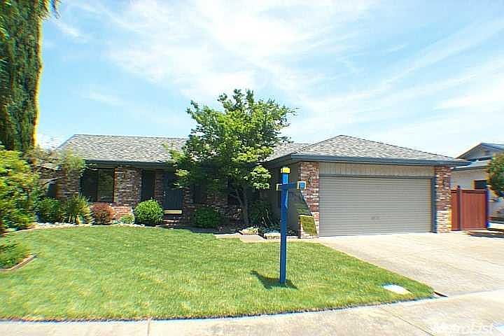 1st image of 1443 Iris Dr