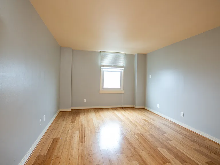 4600 Duke St #708 — Photo 7
