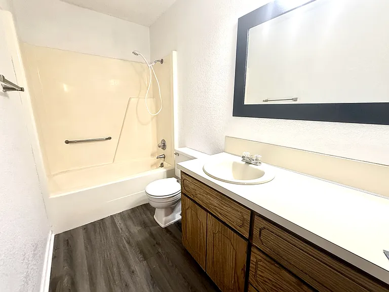 2206 Shenandoah Dr — Photo 17