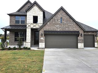 1035 Hickory Ln, Howe, TX 75459