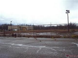1st image of 994 E Market St