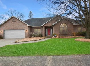 8411 Kingston Dr, Newburgh, IN 47630