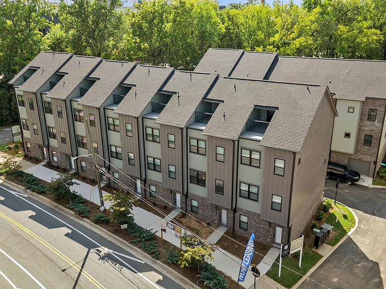 The Collection at North Davidson Townhomes for Rent in NoDa — Photo 39
