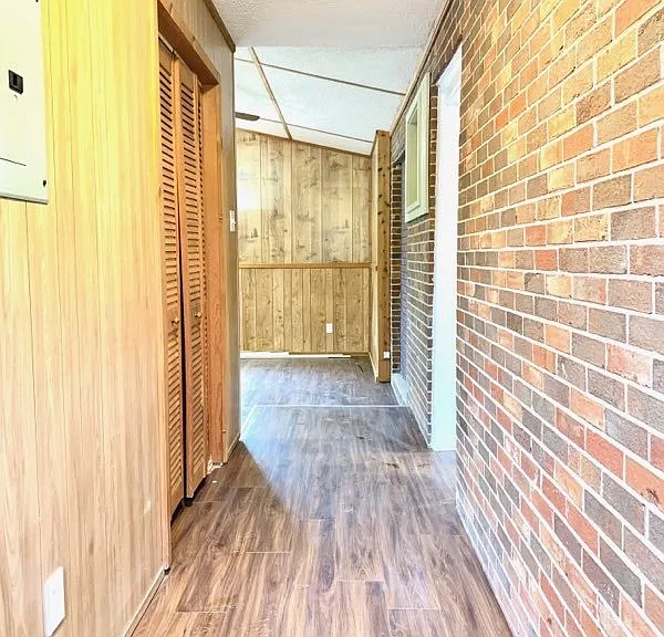 3441 Lylewood Rd — Photo 6