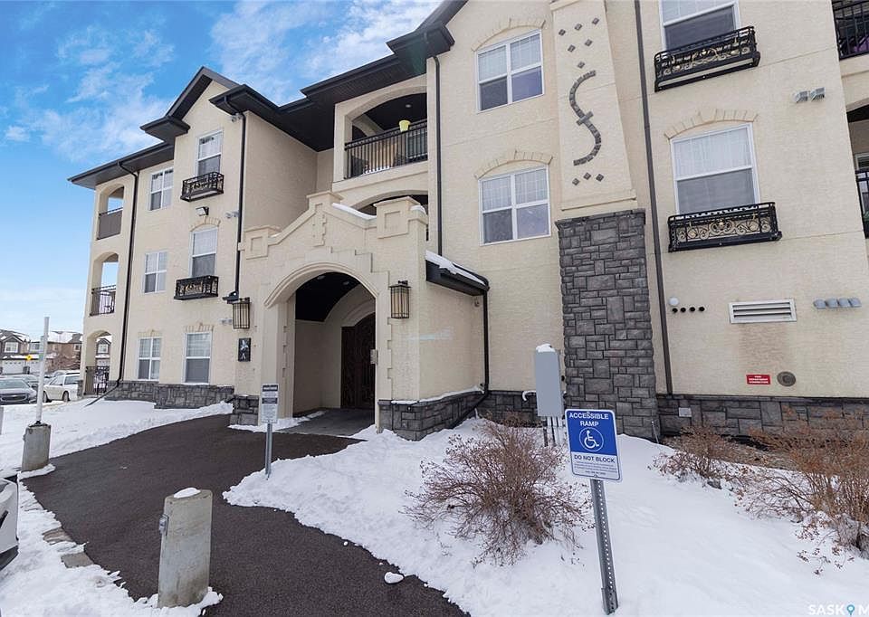 1st image of UNIT 307A-415 Hunter ROAD