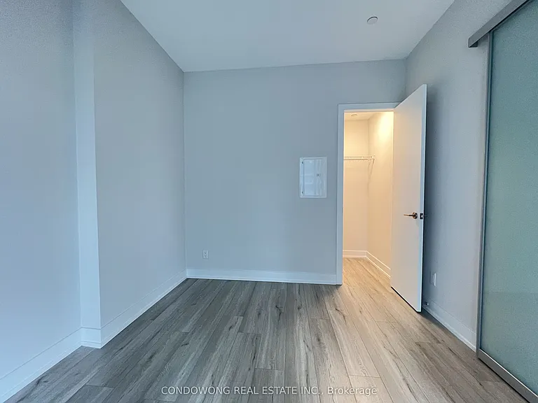 7 Grenville St #1110 — Photo 9