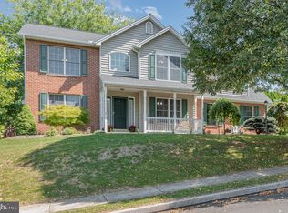 107 Round Ridge Rd, Mechanicsburg, PA 17055