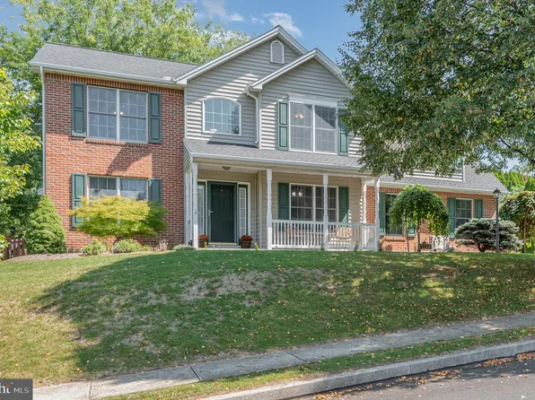 107 Round Ridge Rd, Mechanicsburg, PA 17055