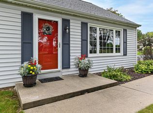 4465 Pilgrim Rd, Brookfield, WI 53005