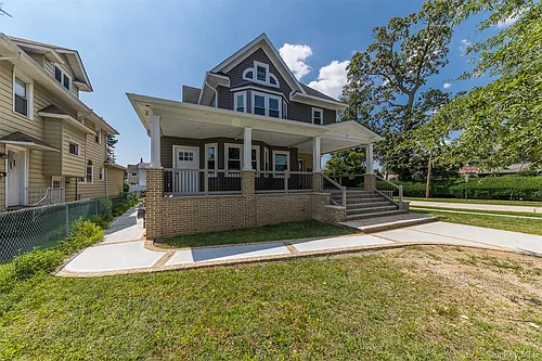 57 Earle Ave #1 Photo 1