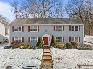 120 Gallup Hill Rd APT 9C, Ledyard, CT 06339