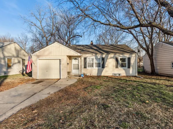 2476 S Mead Ave, Wichita, KS 67216