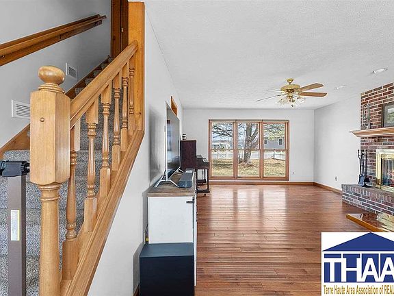 2nd image of 66 Mayflower Dr