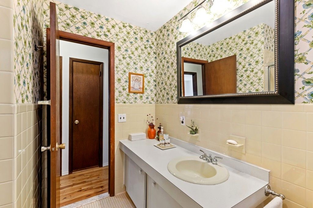  Second Full Bathroom